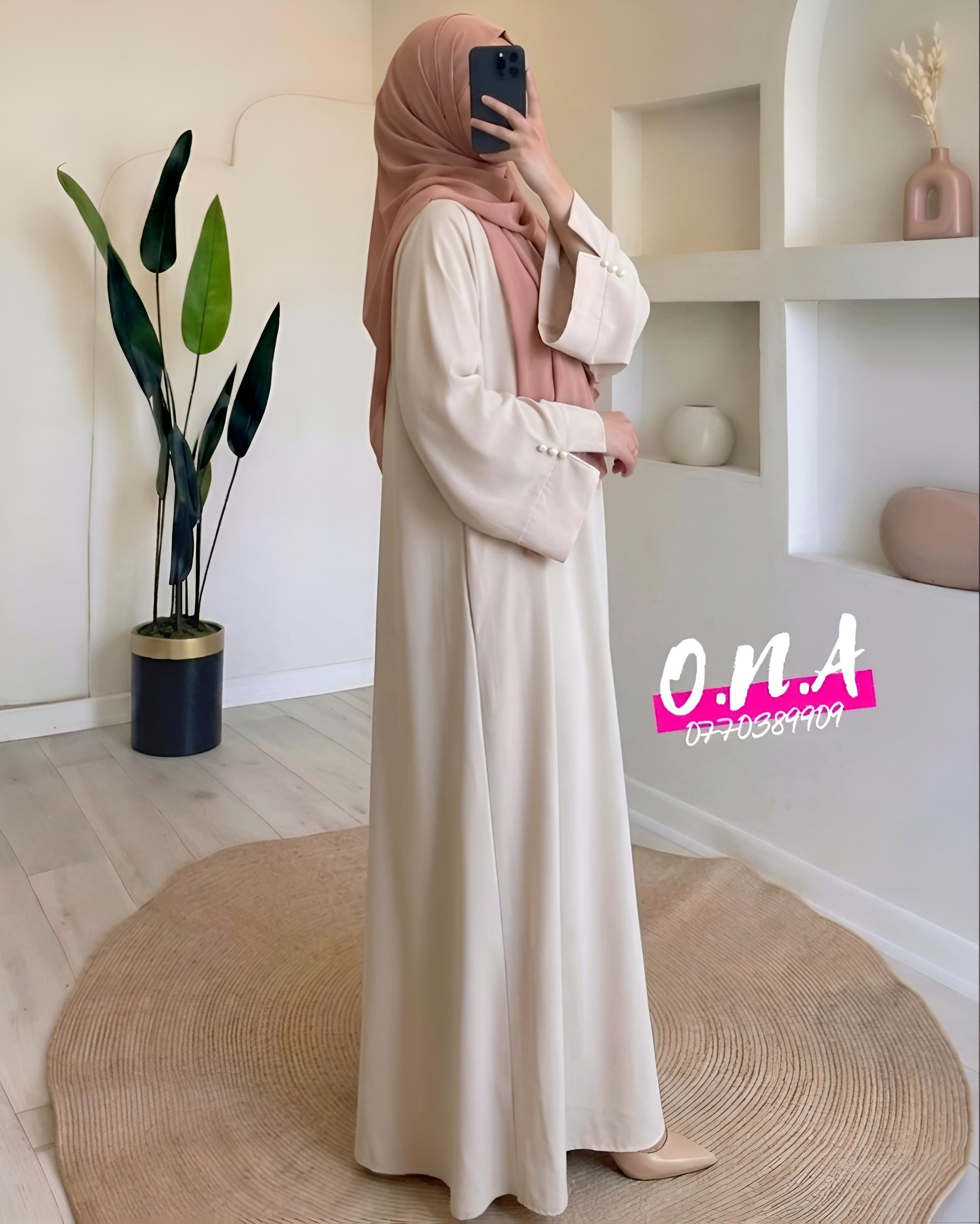 Abaya Élla